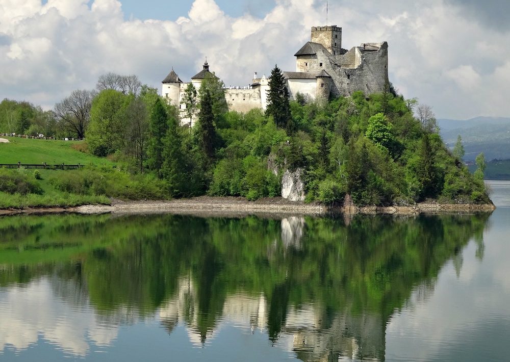 The Polish castle of Niedzica-Zamek